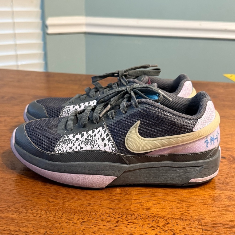 Nike JA 1 Personal Touch Gray Pink Sneakers Animal Pattern size 7 youth 9 womens